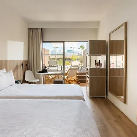 Innside By Melia Alcudia מלון